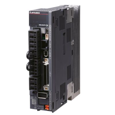 محرك سيرفو يعمل بالتيار المتردد ميتسوبيشي MR-J4-20A بقدرة 0.2 كيلو وات 200-240 فولت مضخم صوت مؤازر عالي الدقة