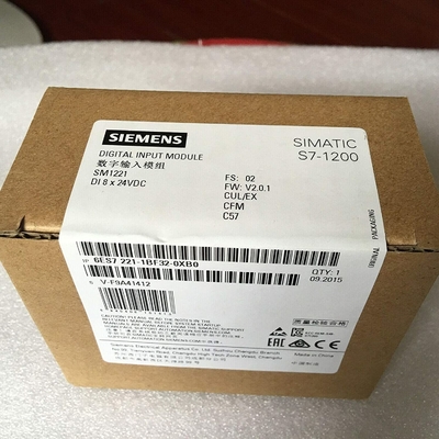 6ES7221-1BF32-0XB0 SIMATIC S7-1200 وحدة الإدخال الرقمية SM 1221 8 DI 24 V DC PLC Module