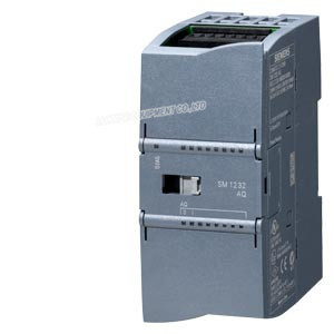 6ES7232-4HB32-0XB0 SIMATIC S7-1200 وحدة الإخراج التناظري SM 1232 2 AO PLC Module 6ES7 232-4HB32-0XB0