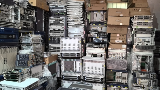 نوكيا 474803A 800 في المخزون 100 قطعة ARMA AirScale RFM 6T6R B20 360W 40000