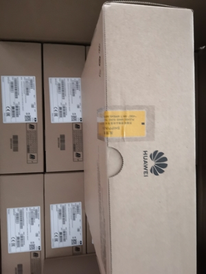 AirEngine 5761-21  نقاط وصول هواوي الداخلية  11ax داخلية، 2 + 4 مزدوجة التردد، هوائي ذكي، USB، بلوتوث