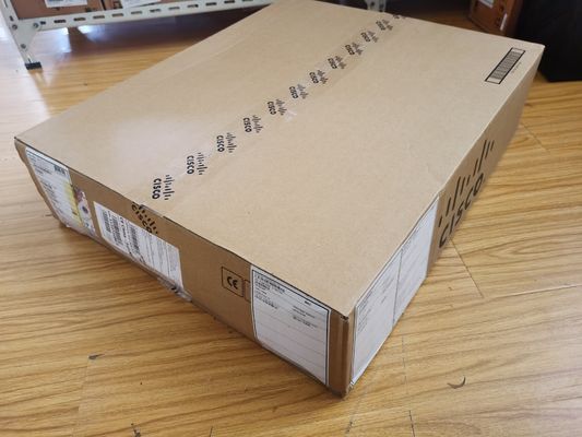 Cisco Catalyst C9500-16X-E 16-Port 10G Switch مع ترخيص NW Essentials