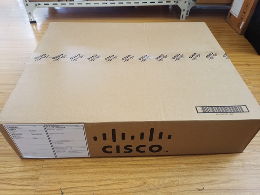 Cisco Catalyst C9500-16X-E 16-Port 10G Switch مع ترخيص NW Essentials