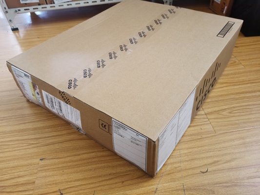 Cisco Catalyst C9500-16X-E 16-Port 10G Switch مع ترخيص NW Essentials