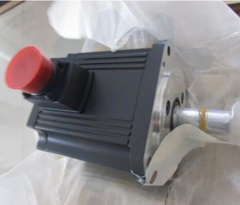 محرك سيرفو يعمل بالتيار المتردد عالي الأداء من ميتسوبيشي HC153S-SZ (1.5 كيلو واط، 3000 دورة في الدقيقة، IP65، التشفير المطلق)