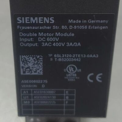 وحدة المحرك المزدوج SINAMICS S120 6SL3120-2TE13-0AA3 (إدخال تيار مستمر 600 فولت، إخراج 3AC 400 فولت 3A/3A، حجم الكتاب من النوع D)