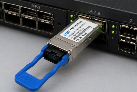 CQP-85100G-SR4 100G QSFP28 SR4 ناقل بصري MPO الألياف متعددة الأوضاع ناقل بصري عالي السرعة لمراكز البيانات