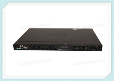 ISR4331-V/K9 جهاز توجيه شبكة سيسكو الصناعية 3 WAN / LAN منافذ 2 منافذ SFP 100Mbps - 300Mbps حزمة الصوت