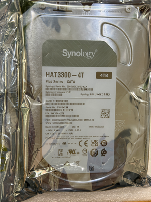 محرك الأقراص الصلبة الداخلي Synology Plus Series HAT3300-4T سعة 4 تيرابايت مقاس 3.5 بوصة SATA III NAS